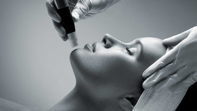Micro Dermobooster™ Gezichtsbehandeling
