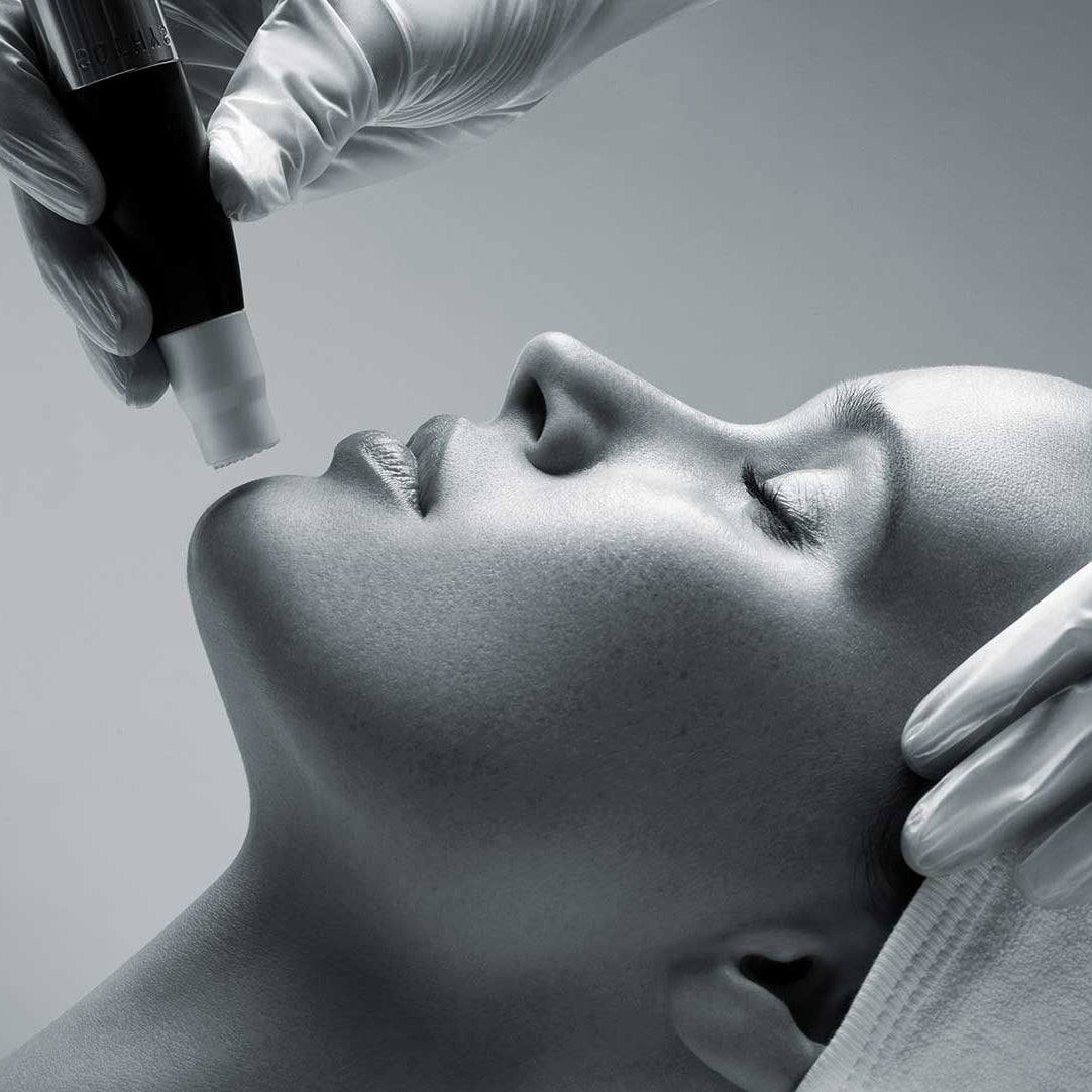 Micro Dermobooster™ Gezichtsbehandeling
